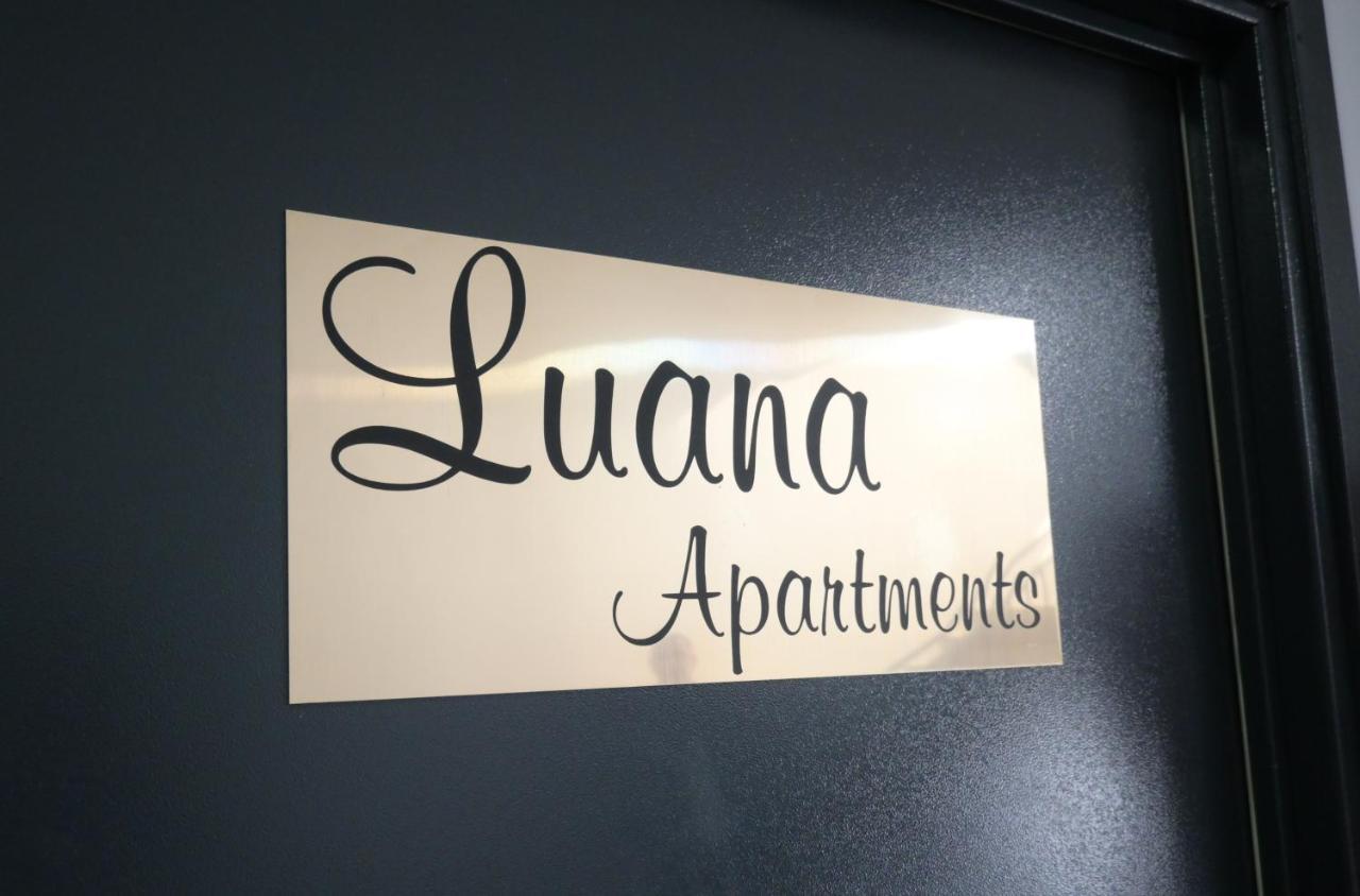 Luana Airport Apartments #8 Otopeni Exteriör bild